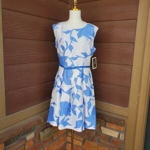 NWT Julian Taylor Blue & White Floral Fit & Flare Women's Belted Dress Size 14